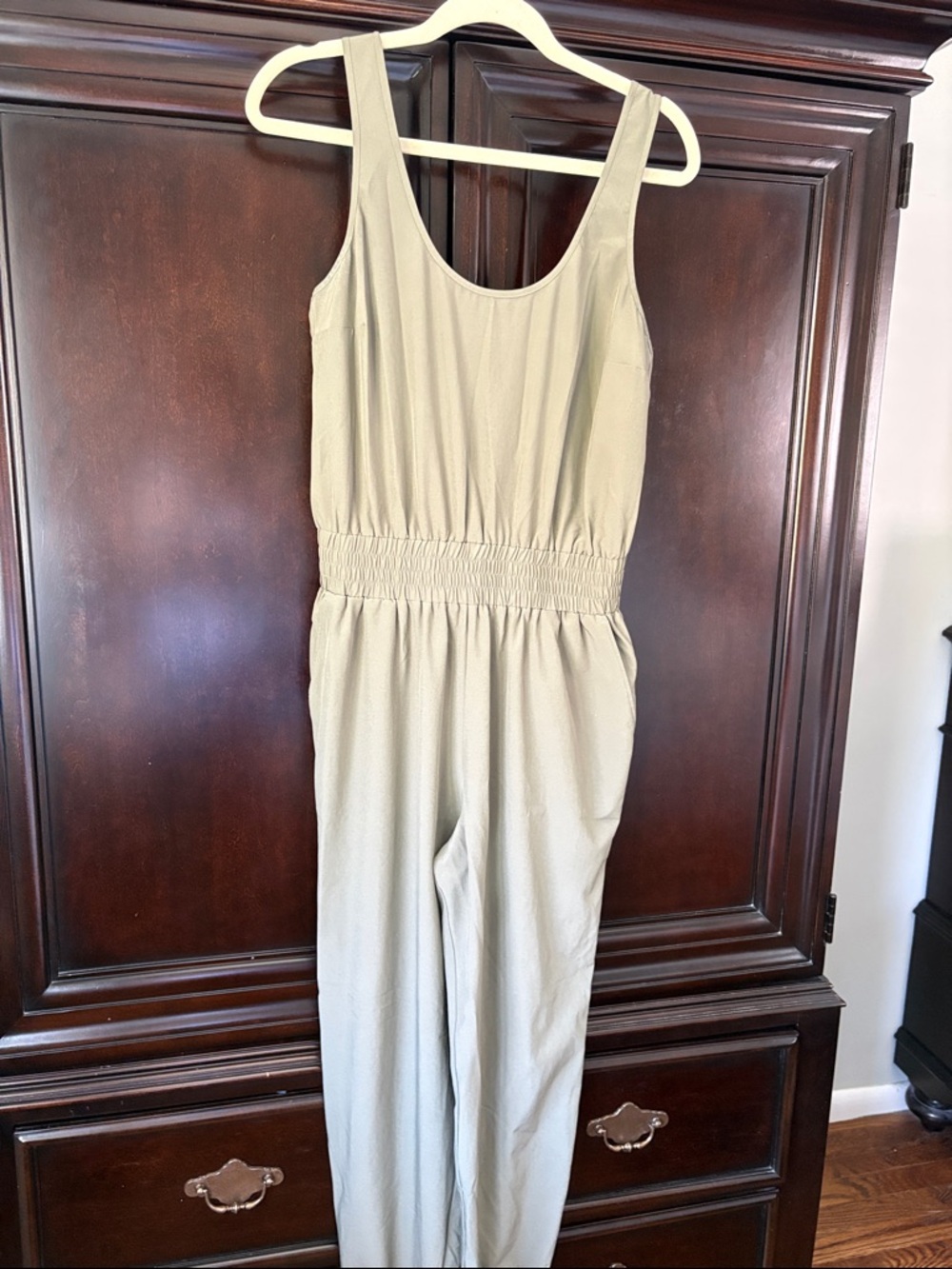 Abercrombie women’s jumpsuit